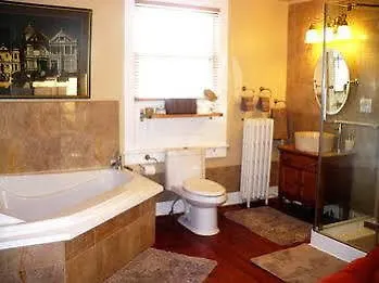Copper Dreams Bed And Breakfast Niagara Falls